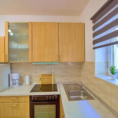 Ferienwohnung Fur 8 Personen Ca 90 Qm In Duce-rogac, Dalmatien Mitteldalmatien * Duce